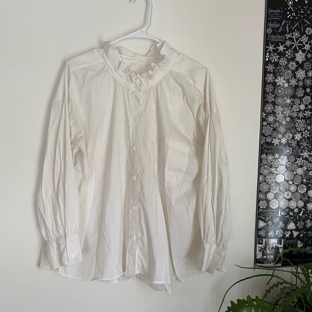 Zara loose fit ruffle collar top
